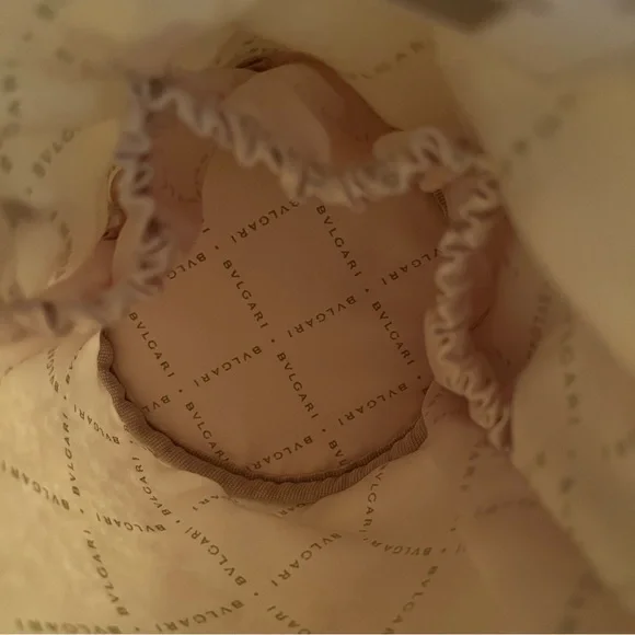 Bvlgari x Emirates Metallic Drawstring Pouch - Picture 9 of 11